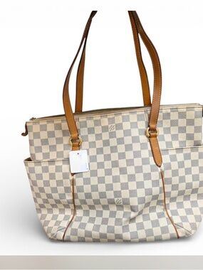 Louis Vuitton Neverfull MM